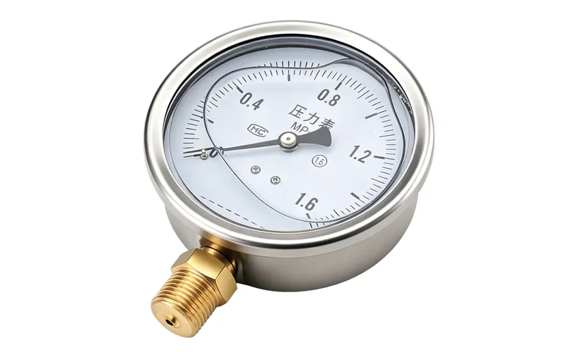 Real liquid-filled pressure gauge product photo for vibration and readability selection